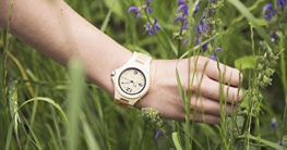 LAiMER Holzuhr CONNIE - Damen Armbanduhr aus 100% Ahornholz für einzigartigen Tragekomfort und Lifestyle - natürlich, federleicht, Südtirol - ein Meisterstück Natur -